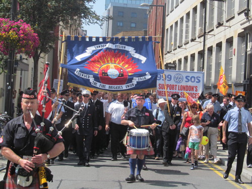 Firefighters march on Union Street against cuts