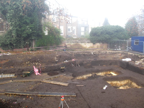Mosque volunteers join archaeological dig at Dickens Square