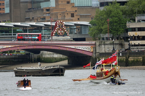 Queen’s row barge Gloriana returns to tidal Thames for Tudor Pull