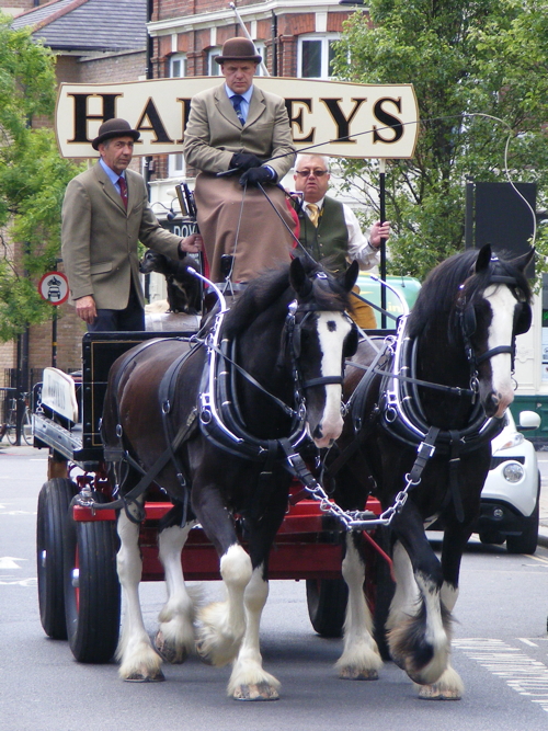 Harvey’s horses and dray visit Southwark