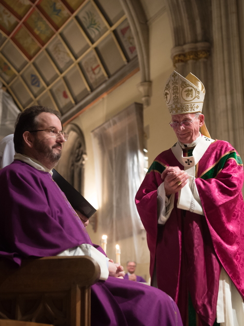 Fr Richard Hearn installed as dean of St George’s Cathedral