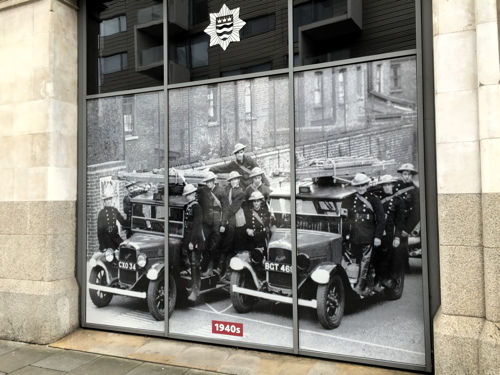 Fire brigade celebrates 150 years with Union Street display