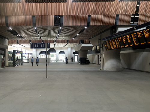 London Bridge Station: first section of new concourse now open