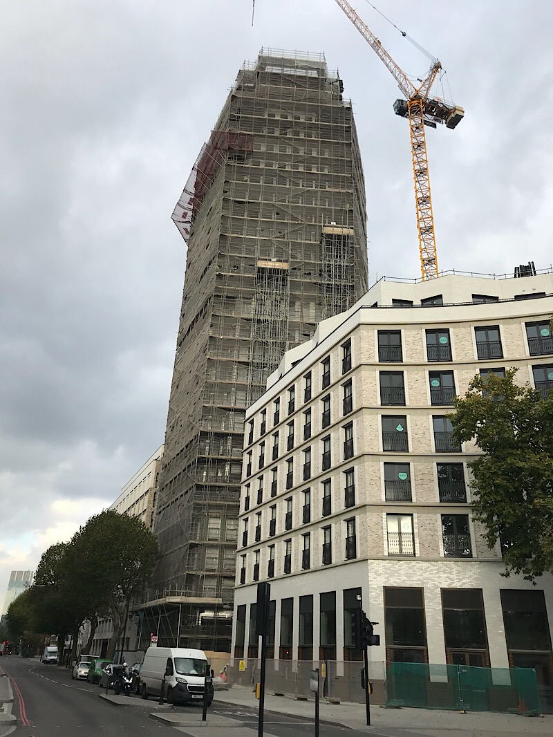 Firefighters tackle blaze at Blackfriars Circus construction site