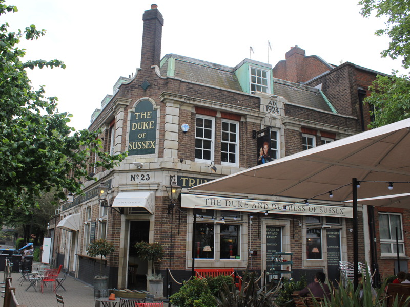 Waterloo’s Duke of Sussex pub adds Harry and Meghan to sign