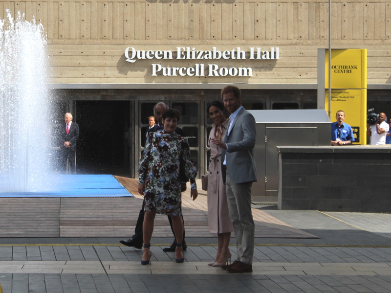 Harry and Meghan visit South Bank for Mandela exhibition
