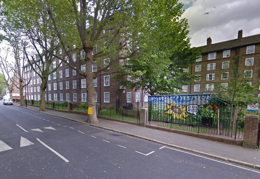 Gun seen on Rockingham Estate: police appeal for information