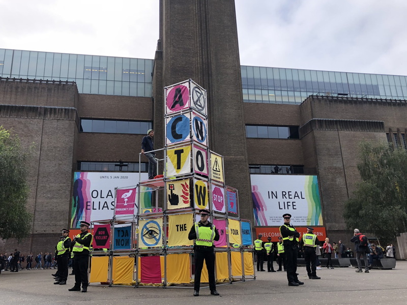 Extinction Rebellion activists stage climate protest on Bankside