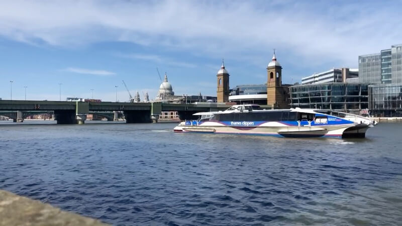 Thames Clippers suspends riverbus service