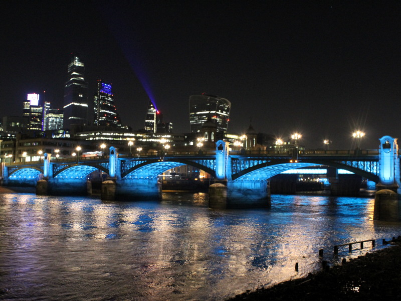 SE1 landmarks join ‘light it blue’ salute to NHS and care workers