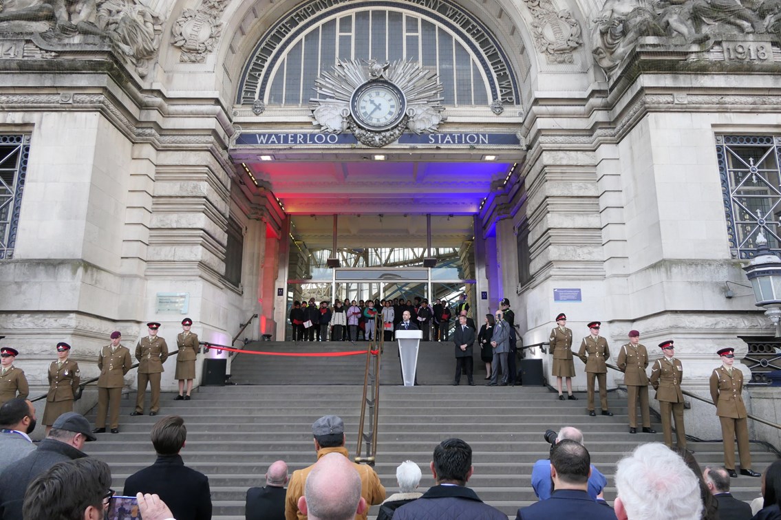 Waterloo Victory Arch rededicated a century after Queen Mary visit [26