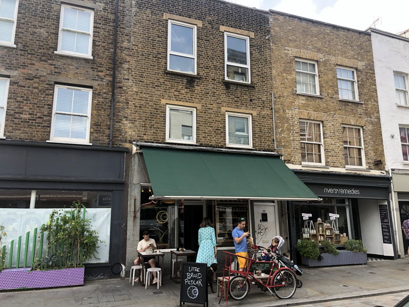 Little Bread Pedlar