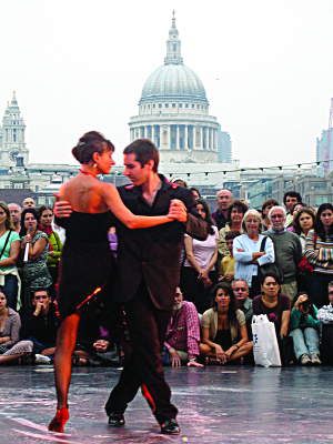 River Tango at Bankside riverside walkway