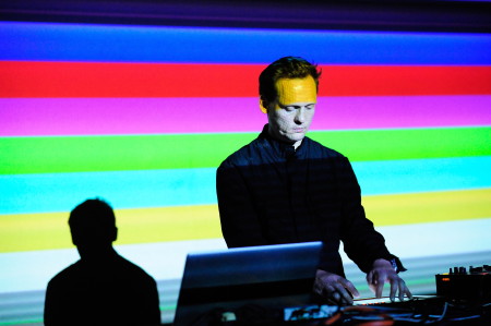 Carsten Nicolai, aka alva noto, unitxt (2009) by D